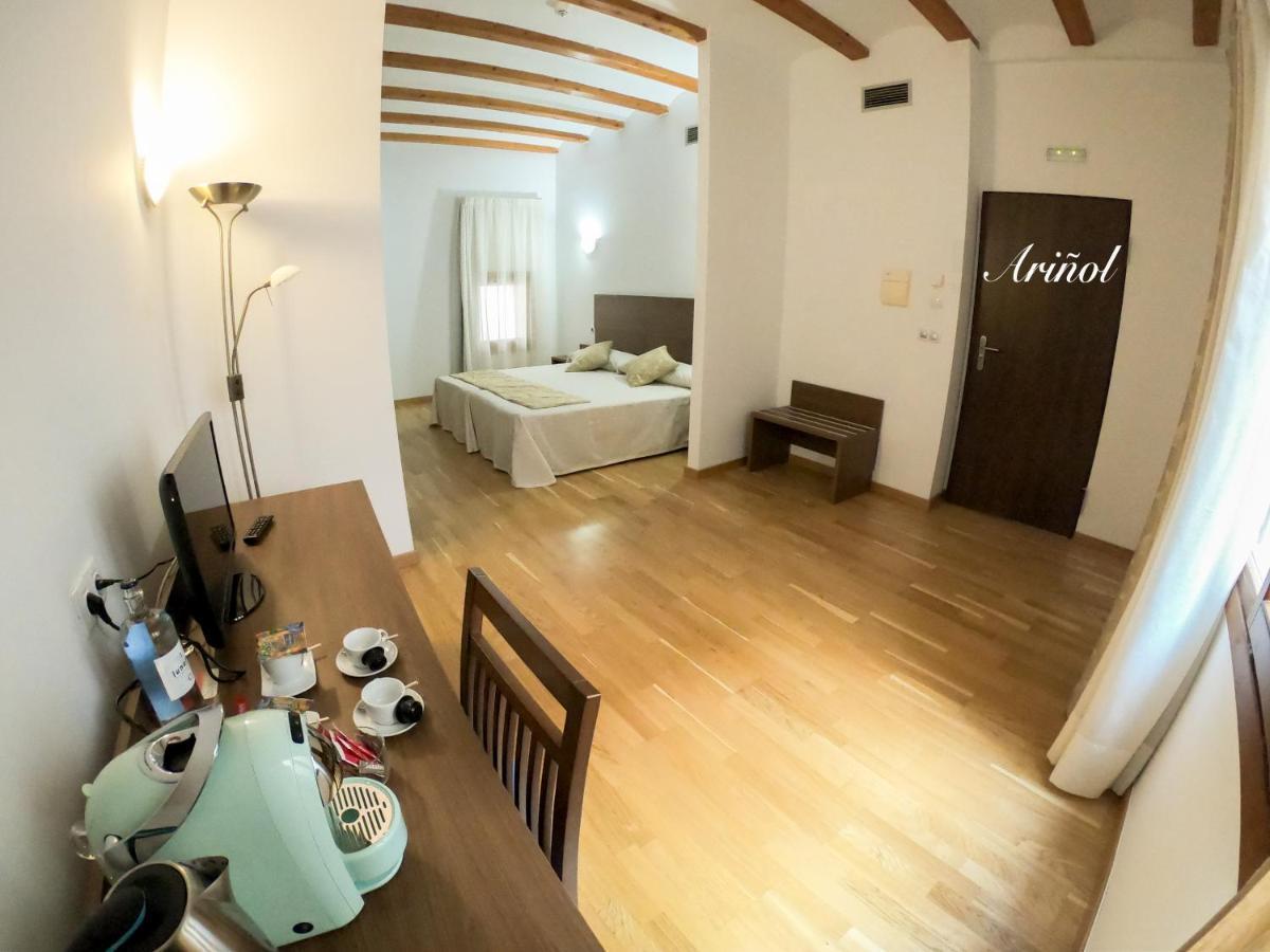 Hotel Baron Andilla Valdealgorfa Bagian luar foto