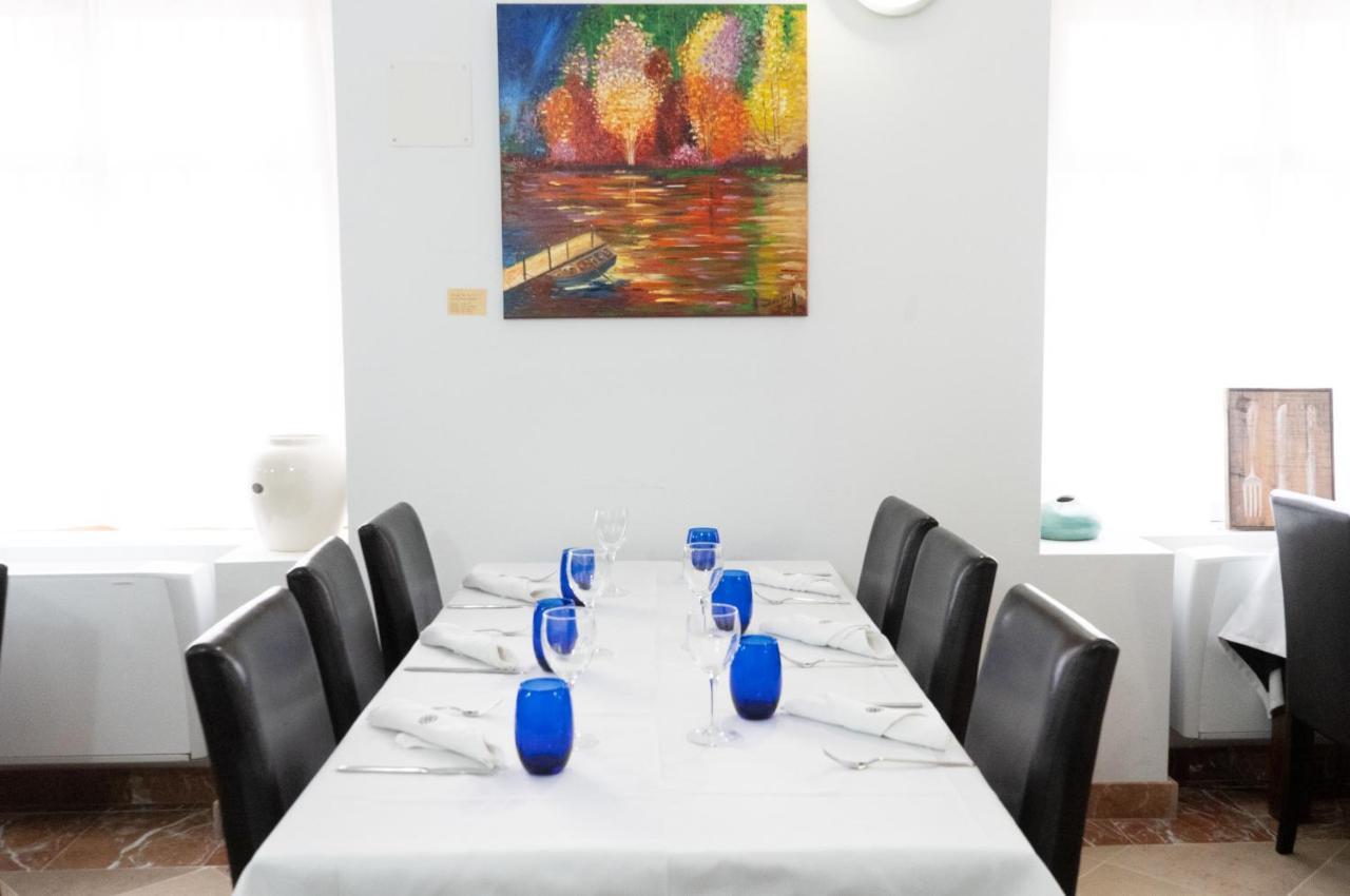 Hotel Baron Andilla Valdealgorfa Bagian luar foto