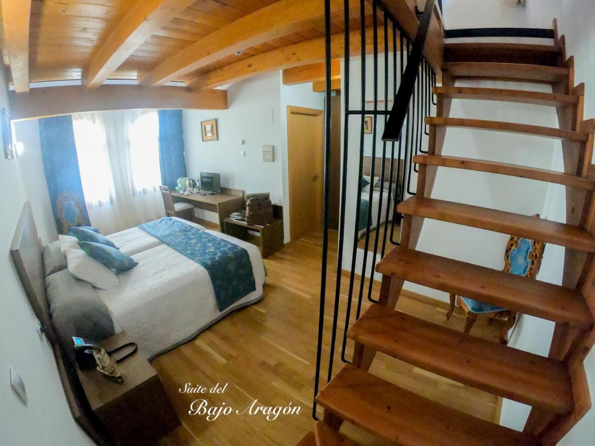 Hotel Baron Andilla Valdealgorfa Bagian luar foto