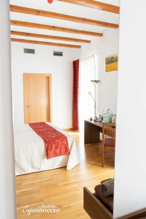 Hotel Baron Andilla Valdealgorfa Bagian luar foto