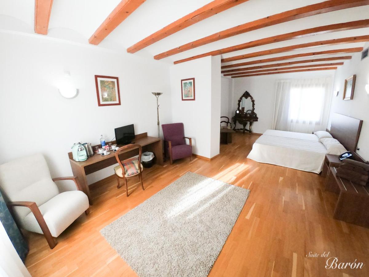 Hotel Baron Andilla Valdealgorfa Bagian luar foto