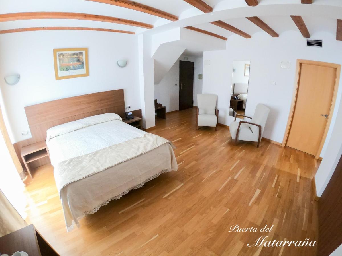 Hotel Baron Andilla Valdealgorfa Bagian luar foto