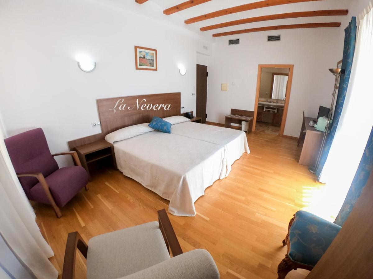 Hotel Baron Andilla Valdealgorfa Bagian luar foto