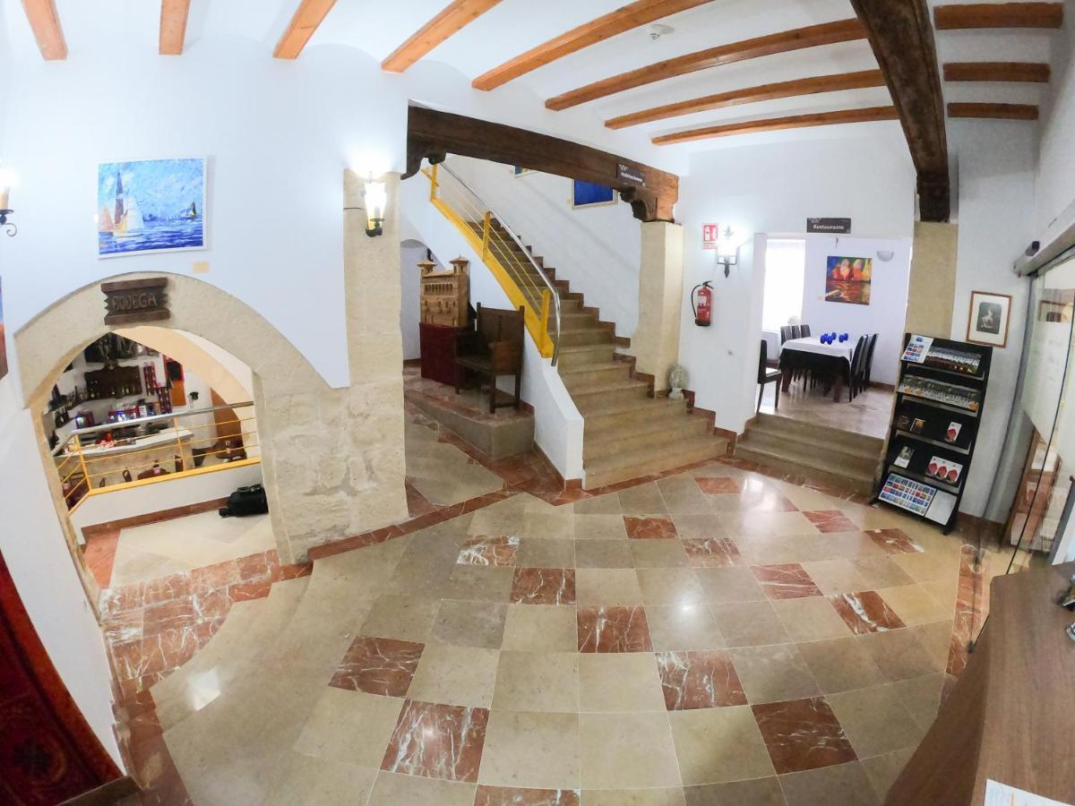 Hotel Baron Andilla Valdealgorfa Bagian luar foto